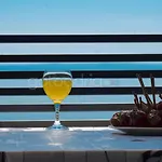 Apartment Sea View Ljiljana *